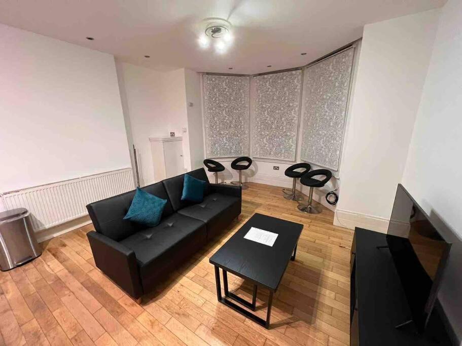 2 Bed Garden Flat West Dulwich Free Street Parking Lejlighed London Eksteriør billede