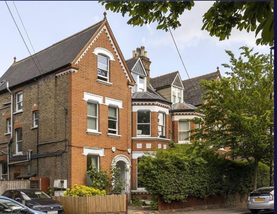 2 Bed Garden Flat West Dulwich Free Street Parking Lejlighed London Eksteriør billede